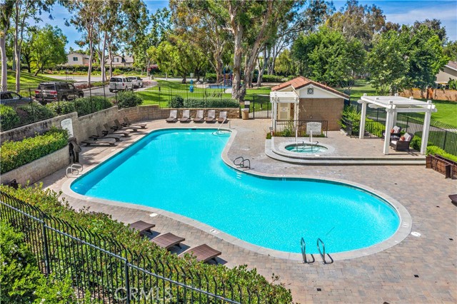 Detail Gallery Image 36 of 50 For 32163 Fall River Rd, Rancho Santa Margarita,  CA 92679 - 5 Beds | 3 Baths