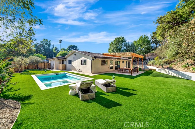 5534 Pattilar Avenue, Woodland Hills CA: https://media.crmls.org/medias/97114aa9-6462-4a64-833c-0d91043f0459.jpg