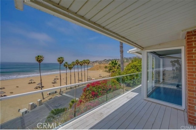 Detail Gallery Image 4 of 14 For 122 Spindrift Ln, Rancho Palos Verdes,  CA 90275 - 2 Beds | 2 Baths