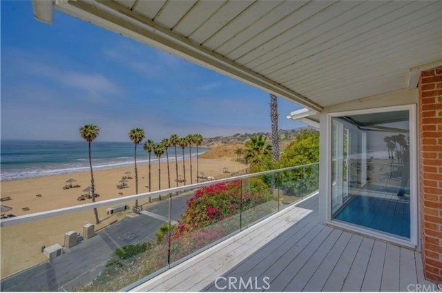 Detail Gallery Image 4 of 14 For 122 Spindrift Ln, Rancho Palos Verdes,  CA 90275 - 2 Beds | 2 Baths