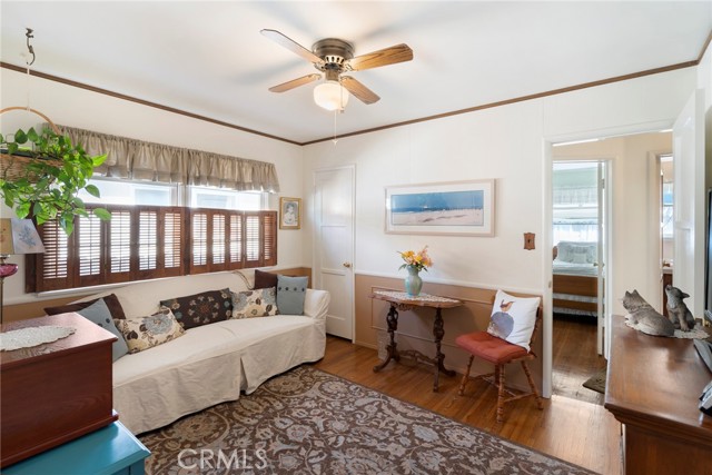 1300 Walnut Ave, Manhattan Beach, California 90266, 4 Bedrooms Bedrooms, ,2 BathroomsBathrooms,Residential,Sold,Walnut Ave,PV22057312