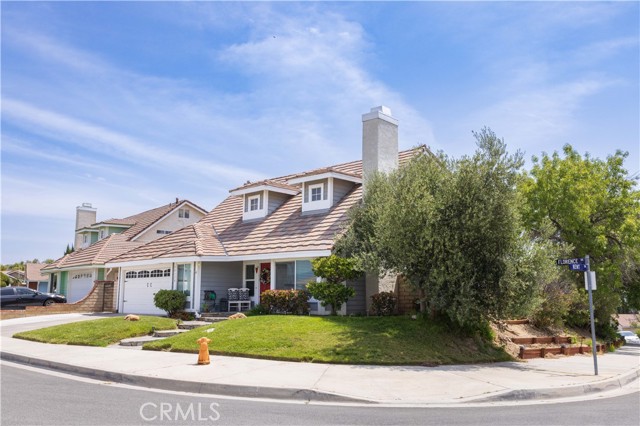 28138 Florence Lane, Canyon Country CA: https://media.crmls.org/medias/97123f50-7444-4101-bb22-0630ce0c8135.jpg