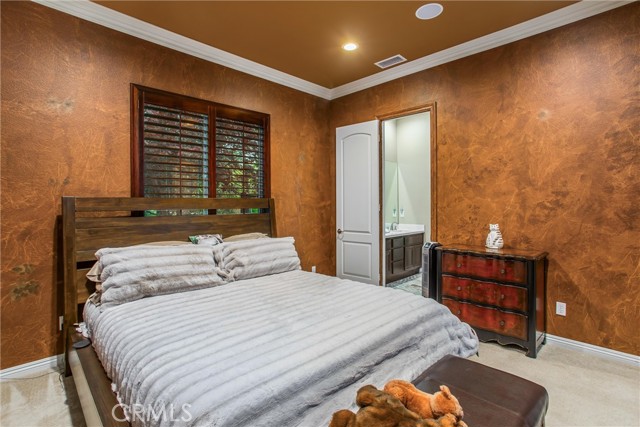 Detail Gallery Image 31 of 53 For 11389 Fawn Glen Rd, Yucaipa,  CA 92399 - 5 Beds | 4/1 Baths