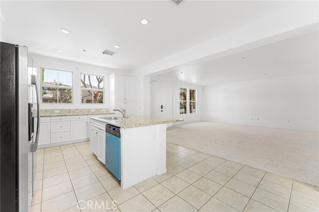 Detail Gallery Image 12 of 31 For 2123 Atlantic, Long Beach,  CA 90806 - 2 Beds | 2 Baths