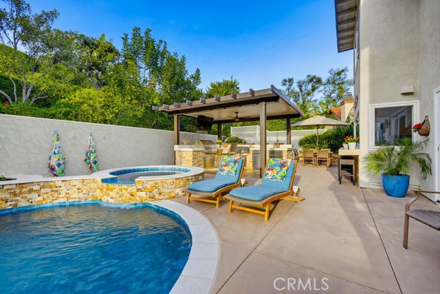 Detail Gallery Image 19 of 70 For 27451 Almendra, Mission Viejo,  CA 92691 - 5 Beds | 3 Baths