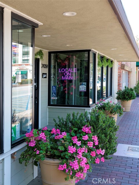 Detail Gallery Image 45 of 51 For 24589 Lola, Newhall,  CA 91321 - 5 Beds | 3 Baths