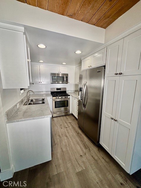 97139756 08a8 4ace B7c9 Daf9a823e910