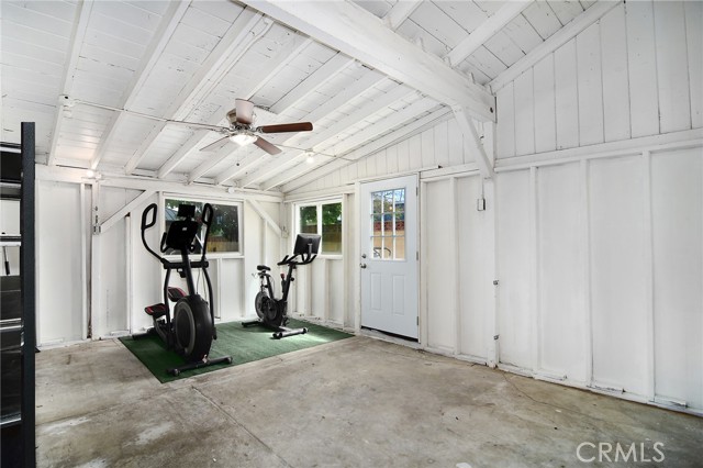 Detail Gallery Image 19 of 42 For 6508 Moorcroft Ave, Woodland Hills,  CA 91303 - 5 Beds | 3/1 Baths