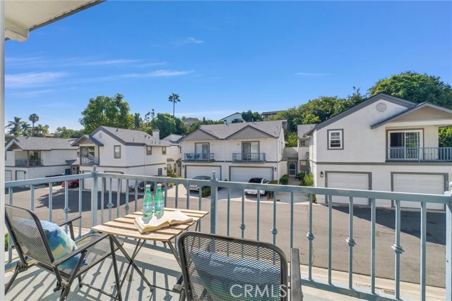 Detail Gallery Image 39 of 54 For 871 W Country View #45,  La Habra,  CA 90631 - 3 Beds | 2/1 Baths