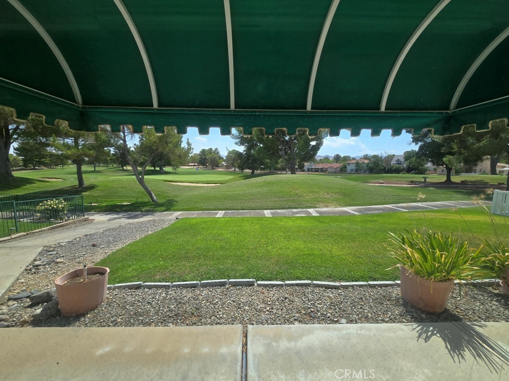 https://media.crmls.org/medias/9714c306-03b9-4e98-9c09-11a5a3528894.jpg?preset=X-Large