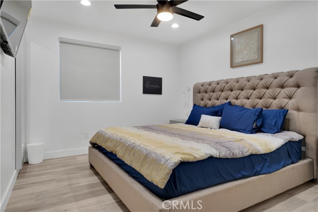 5226 W 20th Street, Los Angeles CA: https://media.crmls.org/medias/971566bc-851d-49b0-bec3-c0cca778fccd.jpg