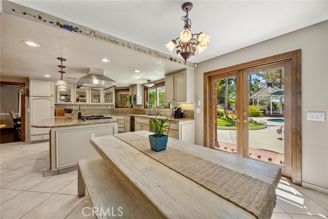 Detail Gallery Image 9 of 45 For 19225 Palm Vista, Yorba Linda,  CA 92886 - 5 Beds | 4/1 Baths