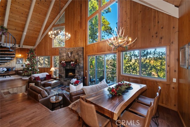 26621 Thunderbird Drive, Lake Arrowhead CA: https://media.crmls.org/medias/9715fc0c-c097-432a-9288-e24f4e2ea5e6.jpg