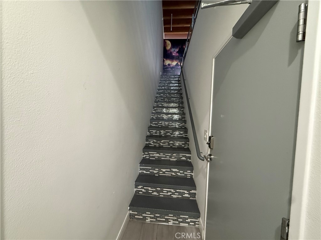 https://media.crmls.org/medias/97175d83-7236-4768-a51c-262af9e0a51c.jpg?preset=X-Large