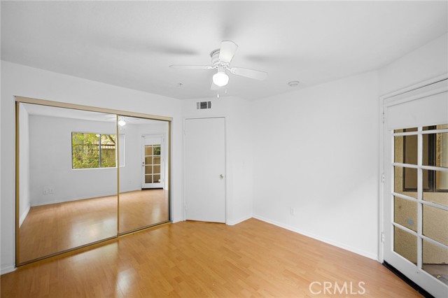 Detail Gallery Image 15 of 19 For 1323 E Broadway #104,  Glendale,  CA 91205 - 2 Beds | 2 Baths