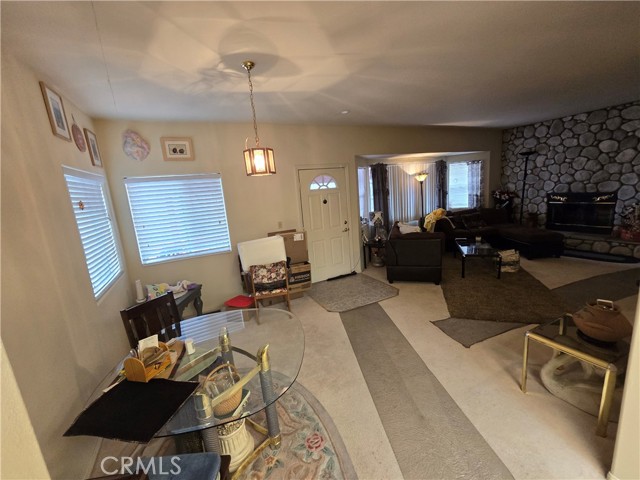 Detail Gallery Image 7 of 20 For 33361 Carlock Dr, Running Springs,  CA 92382 - 2 Beds | 1/1 Baths