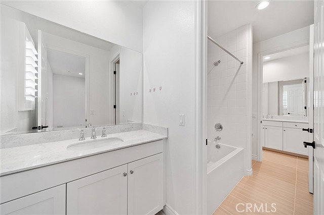 Detail Gallery Image 34 of 42 For 66 Poncho, Irvine,  CA 92602 - 4 Beds | 4/1 Baths