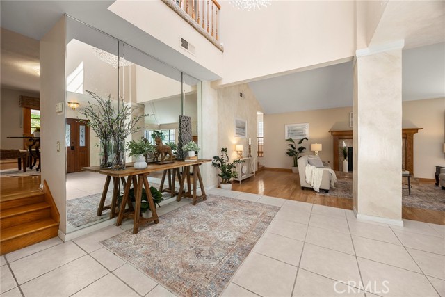 112 Morgan Ranch Road, Glendora CA: https://media.crmls.org/medias/9718abfc-fbd3-42b6-8781-11716ca657aa.jpg