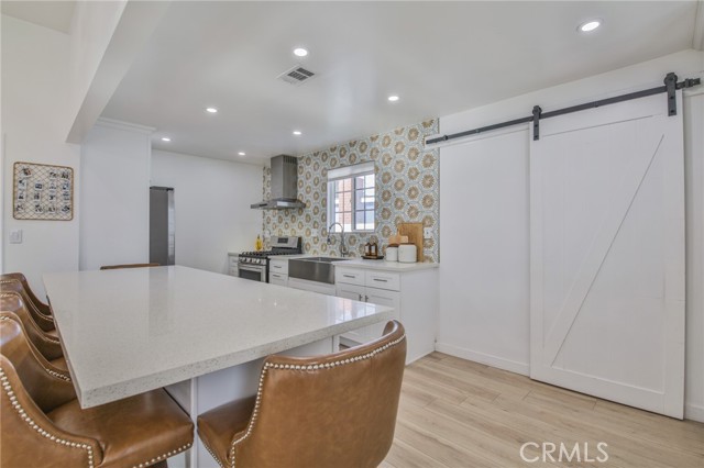 Detail Gallery Image 7 of 44 For 6805 Pioneer, Whittier,  CA 90606 - 3 Beds | 2 Baths