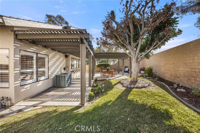 Detail Gallery Image 21 of 29 For 2257 Seaview Drive, Fullerton,  CA 92833 - 4 Beds | 3 Baths