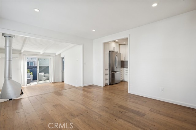 Detail Gallery Image 3 of 24 For 620 1/2 Acacia Ave, Corona Del Mar,  CA 92625 - 2 Beds | 2 Baths