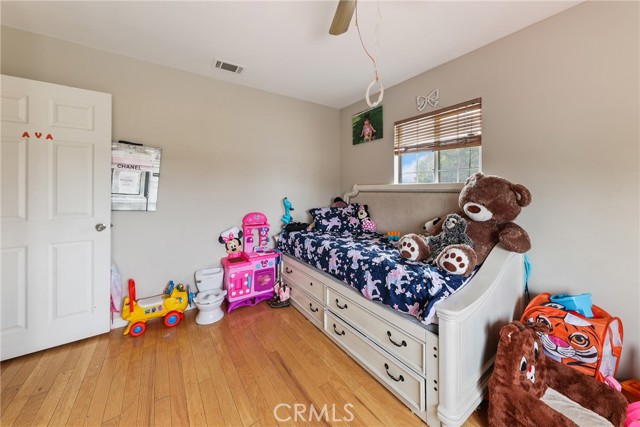 8963 Bold Ruler Lane, Jurupa Valley CA: https://media.crmls.org/medias/971a2261-d4f3-4397-86b6-4d85c79fd98a.jpg