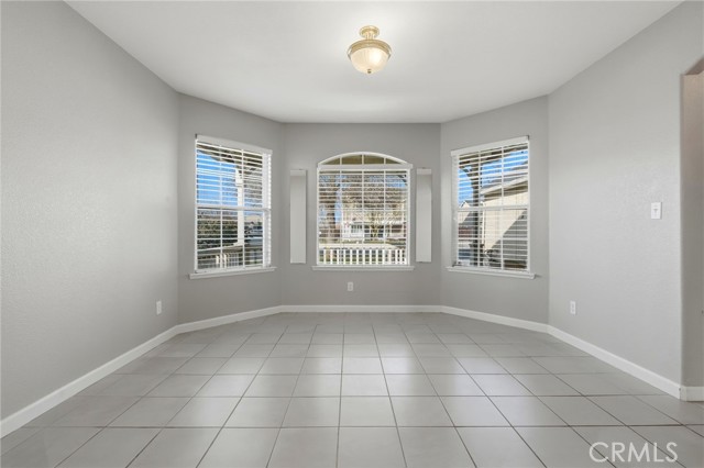 Detail Gallery Image 17 of 57 For 1095 W Saffron, Hanford,  CA 93230 - 4 Beds | 2 Baths