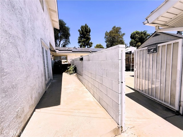Detail Gallery Image 17 of 35 For 2302 8th St, La Verne,  CA 91750 - 7 Beds | 4 Baths