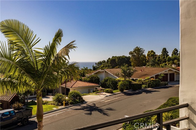 1820 Via Estudillo, Palos Verdes Estates, California 90274, 4 Bedrooms Bedrooms, ,3 BathroomsBathrooms,Residential,For Sale,Via Estudillo,SB24222260