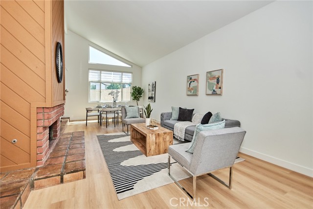 12684 Palm Street, Cerritos CA: https://media.crmls.org/medias/971e6381-06dd-4999-a609-56b3d05015b6.jpg