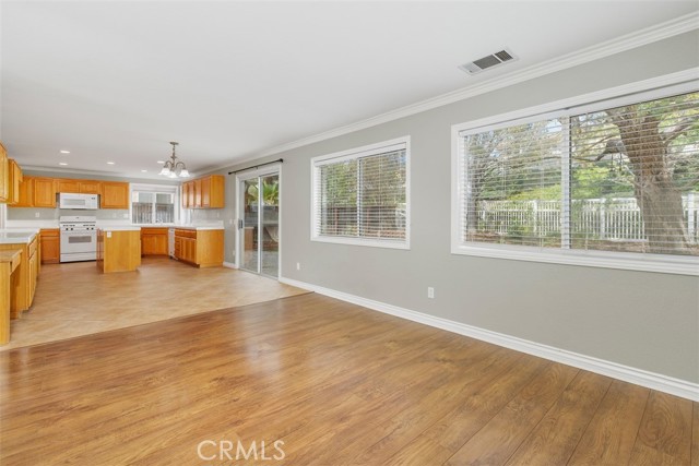 Detail Gallery Image 9 of 32 For 32898 Bonita Mesa Street, Temecula,  CA 92592 - 4 Beds | 2/1 Baths