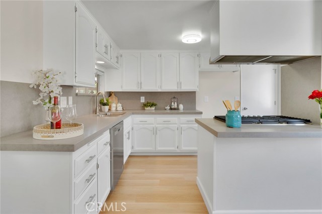 Detail Gallery Image 5 of 24 For 1309 Suffolk Ave, Glendora,  CA 91740 - 4 Beds | 2 Baths