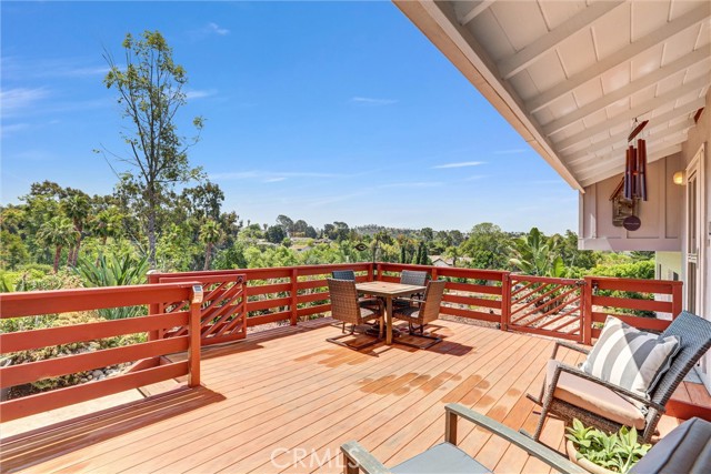 1800 Sunset Drive, Vista CA: https://media.crmls.org/medias/971f675c-5891-472e-8593-42979f525a8a.jpg