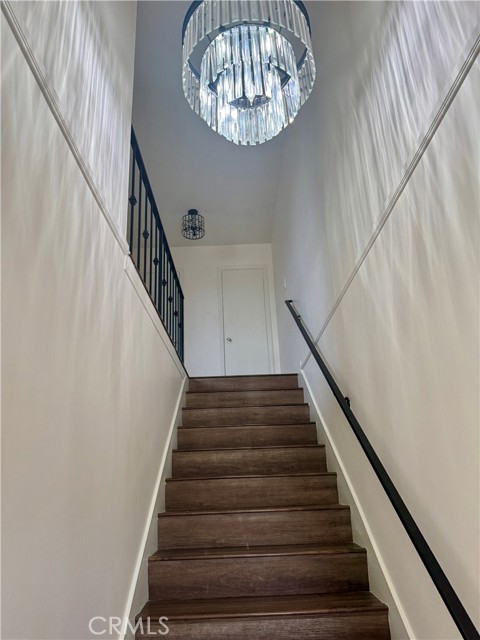 Detail Gallery Image 3 of 25 For 1683 W Cindy Ln #D,  Anaheim,  CA 92802 - 2 Beds | 2 Baths