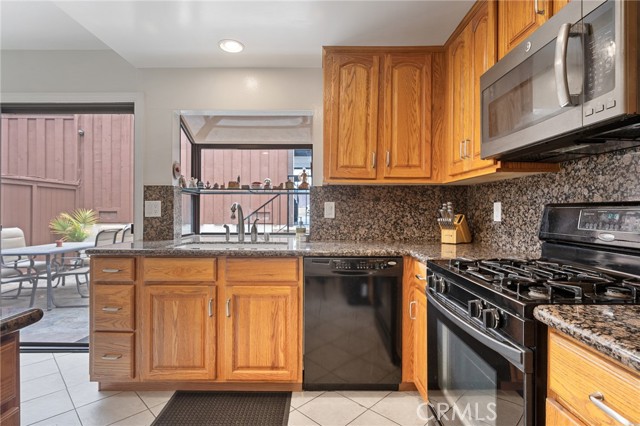 Detail Gallery Image 31 of 36 For 2258 Stonewood Ct, San Pedro,  CA 90732 - 3 Beds | 2/1 Baths