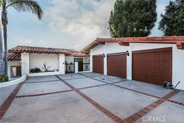 1349 Via Zumaya, Palos Verdes Estates, California 90274, 4 Bedrooms Bedrooms, ,2 BathroomsBathrooms,Residential,Sold,Via Zumaya,PV21141103