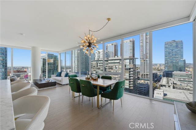 Detail Gallery Image 5 of 52 For 1050 S Grand #1801,  Los Angeles,  CA 90015 - 2 Beds | 2 Baths