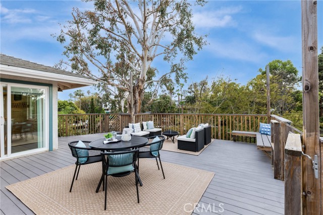 2233 Heather Lane, Newport Beach CA: https://media.crmls.org/medias/97223897-5ba7-4c79-8059-dc363c160278.jpg