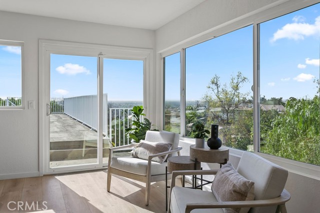 1101 Kenwood Place, Fullerton CA: https://media.crmls.org/medias/972300a4-b6d5-4584-b77d-33dd755f4c05.jpg