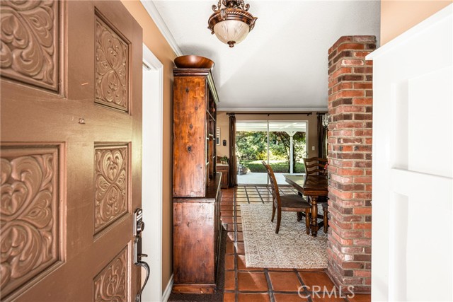 Detail Gallery Image 5 of 46 For 1431 La Colina Dr, Tustin,  CA 92780 - 3 Beds | 2 Baths