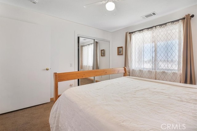61975 La Brisa Drive, Joshua Tree CA: https://media.crmls.org/medias/97232985-572e-4b75-b515-85c5e0ff454d.jpg