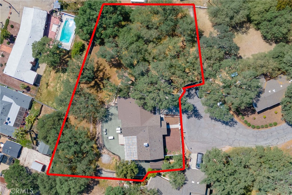 1401 Greenwood Dr.