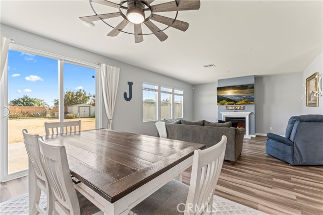 Detail Gallery Image 15 of 49 For 695 Poo Ish, San Jacinto,  CA 92582 - 6 Beds | 3/1 Baths