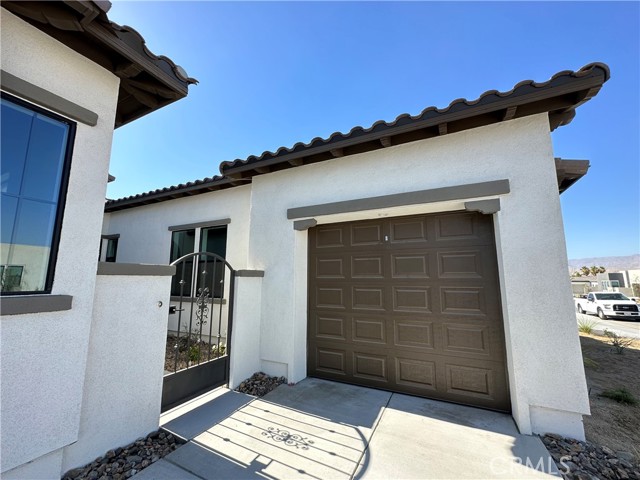 Detail Gallery Image 4 of 75 For 49865 Crescent, Palm Desert,  CA 92211 - 4 Beds | 3/1 Baths