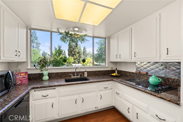 Detail Gallery Image 9 of 37 For 263 Calle Aragon a,  Laguna Woods,  CA 92637 - 2 Beds | 2 Baths