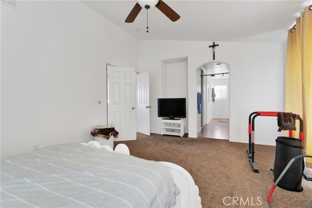 Detail Gallery Image 22 of 33 For 12839 Fencerider Way, Victorville,  CA 92392 - 3 Beds | 2/1 Baths