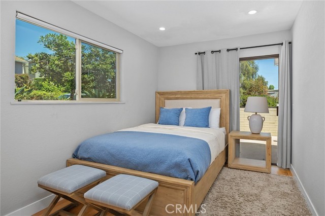 390 Saint Anns Drive, Laguna Beach CA: https://media.crmls.org/medias/9725f0a1-92f3-4a5b-b8bb-0256201dcb57.jpg