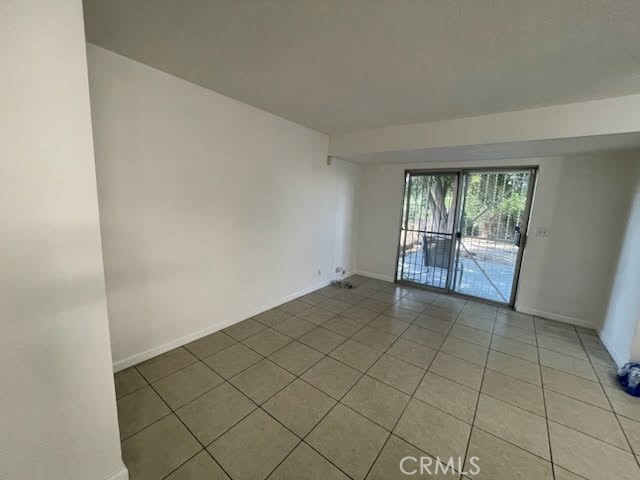 Detail Gallery Image 5 of 11 For 1466 W 35th St, Los Angeles,  CA 90018 - 3 Beds | 2 Baths