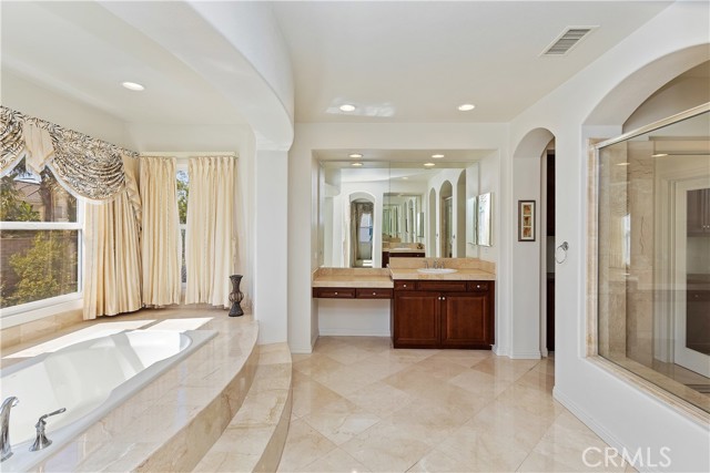 Detail Gallery Image 41 of 59 For 1140 Kendrick Ct, Corona,  CA 92881 - 5 Beds | 5/1 Baths