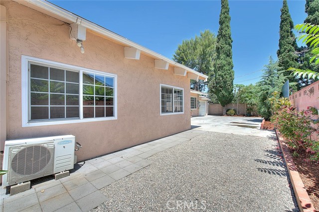 5221 Farago Avenue, Temple City CA: https://media.crmls.org/medias/97293b17-85dc-4e1d-80b3-2e97f0b99712.jpg